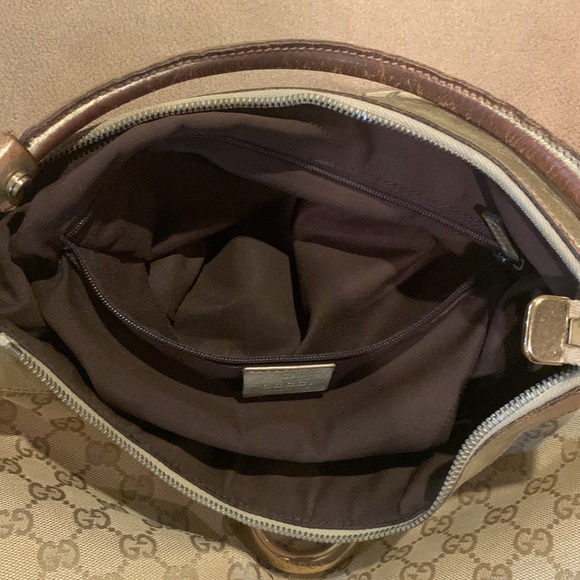 Gucci GG Canvas Abbey D-Ring Hobo Bag with Gold Trim, Authenticated with Cert - Picture 13 of 16